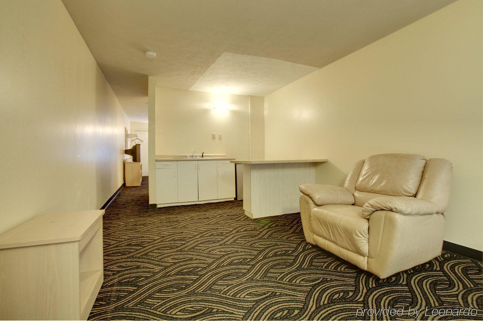 Americas Best Value Inn And Suites Carbondale Quarto foto