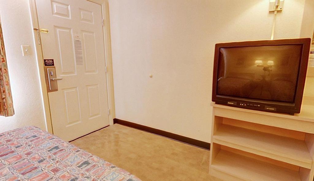 Americas Best Value Inn And Suites Carbondale Quarto foto